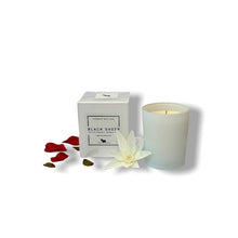 Load image into Gallery viewer, Cassis & Wild Fig Signature Candle