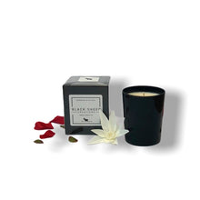 Load image into Gallery viewer, Cassis & Wild Fig Signature Candle